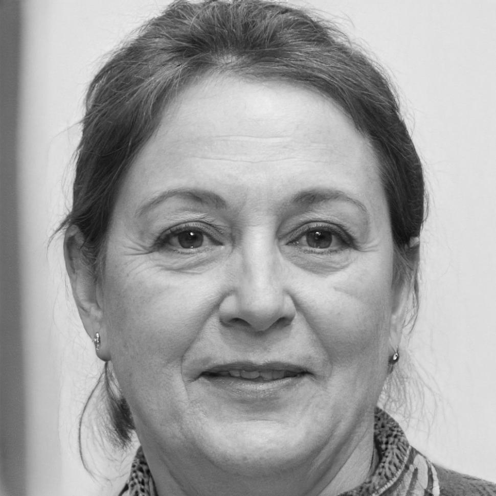 Friendly program advisor ready to help with questions